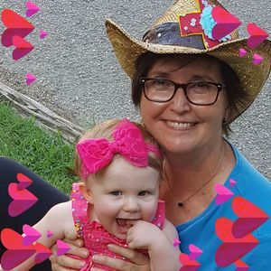 Meet your Posher, Debbie